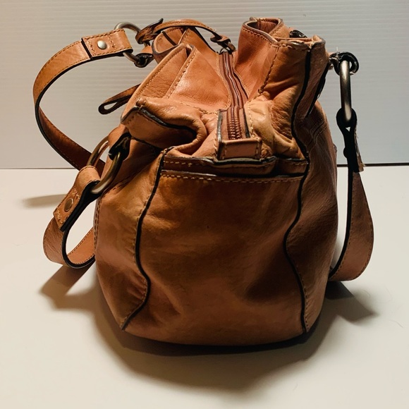 Fossil Leather Large Tan Shoulder Bag Satchel - Picture 3 of 9